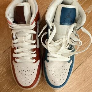 Nike Air Jordan 1 Mid Mismatch Red Blue